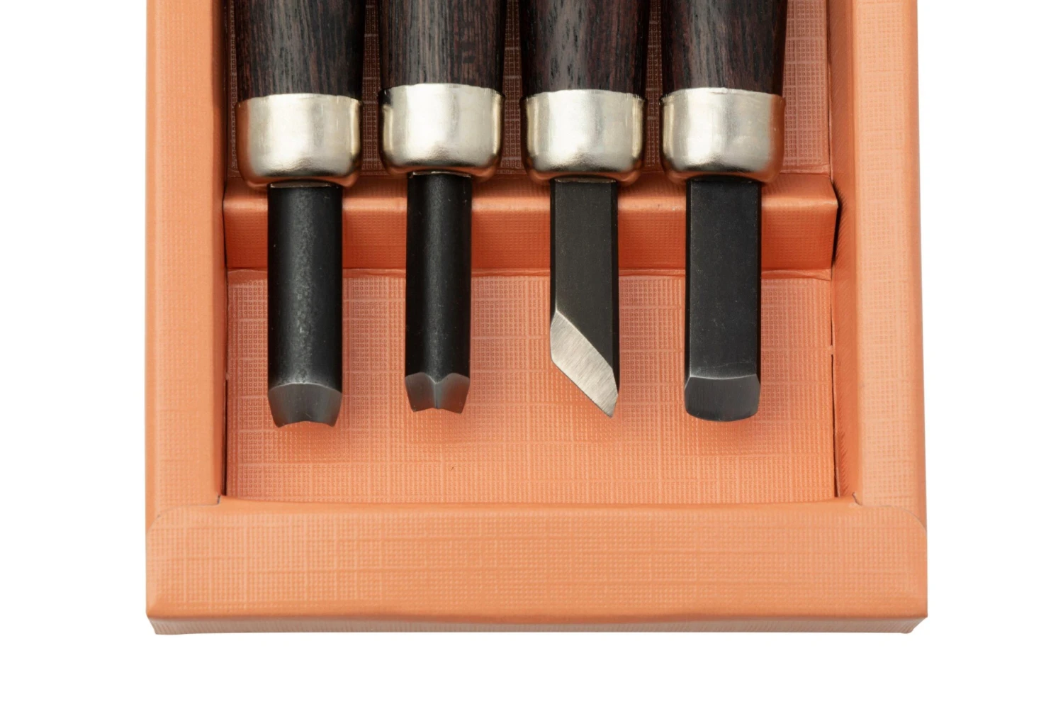 Yoshiharu H-4 Couteaux à Bois Japonais, Set De 4 3 Yoshiharu H-4 Couteaux à Bois Japonais, Set De 4 – Image 3